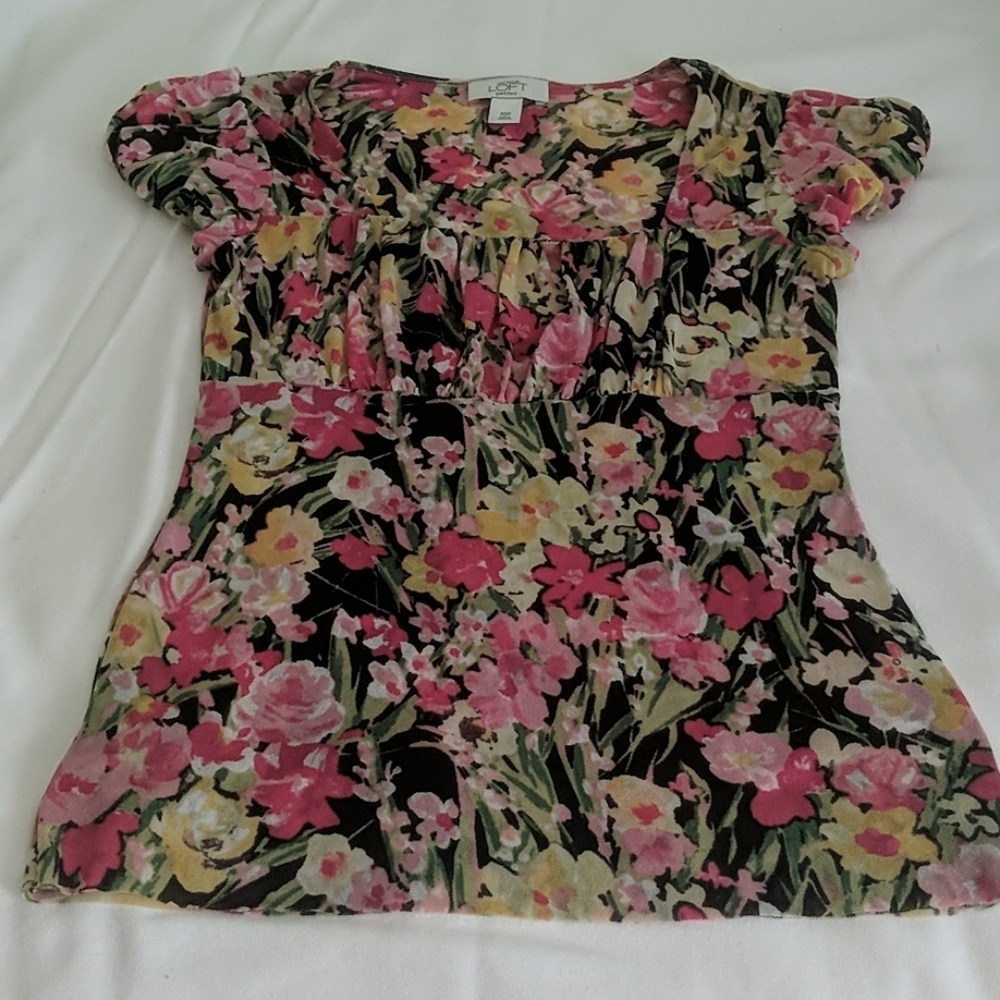 Floral blouse Size XSP